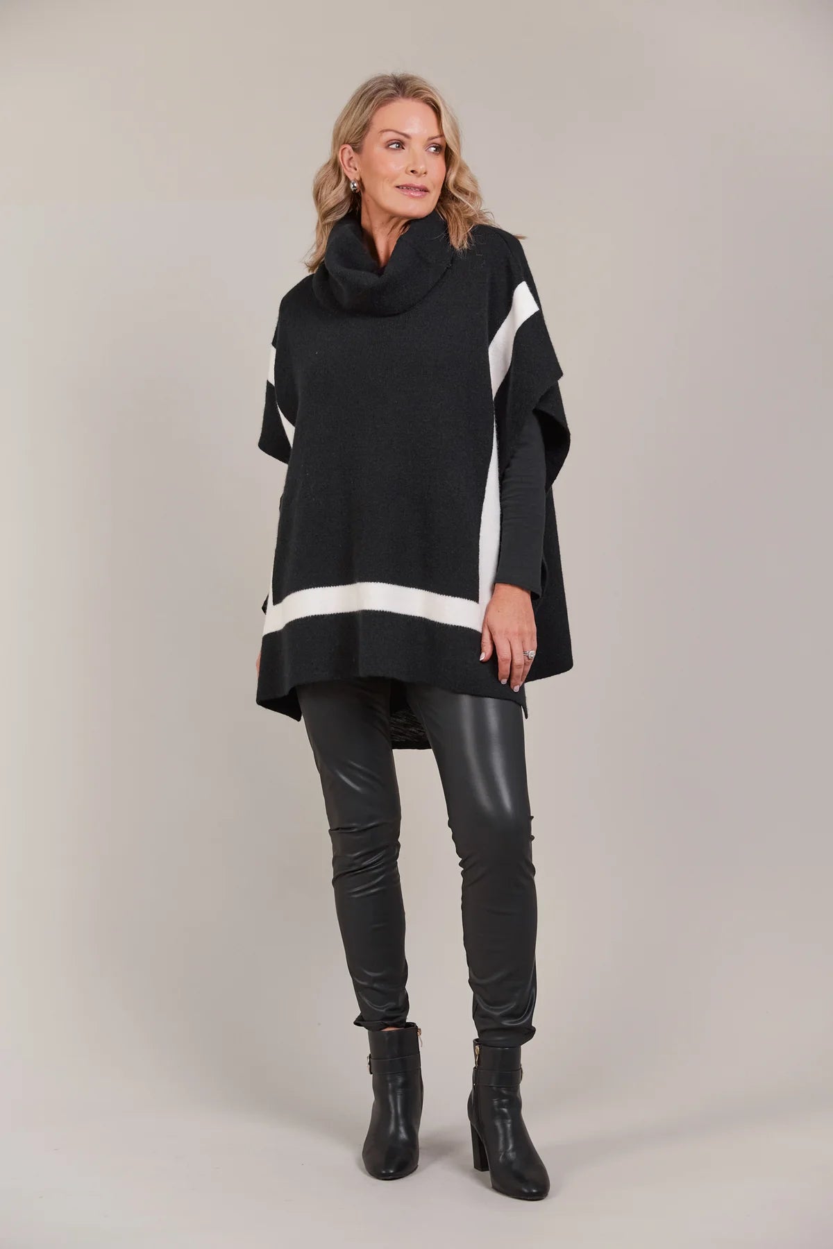 Avino Poncho
